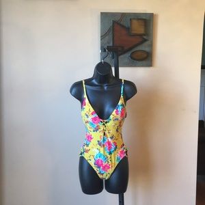 NEW XHILARATION ONE PIECE SWIMSUIT